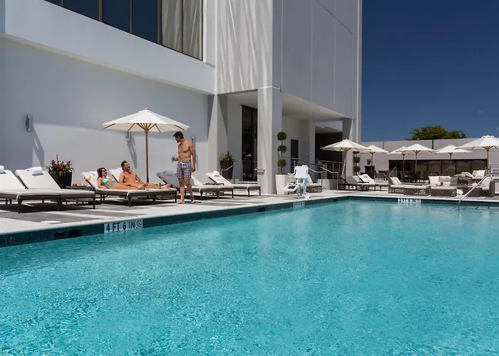 Eb Miami AirportAirport Hotel