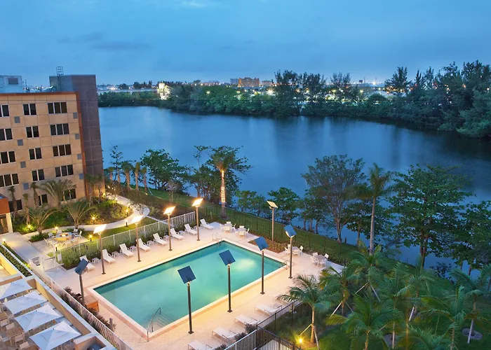 Element Miami International AirportAirport Hotel